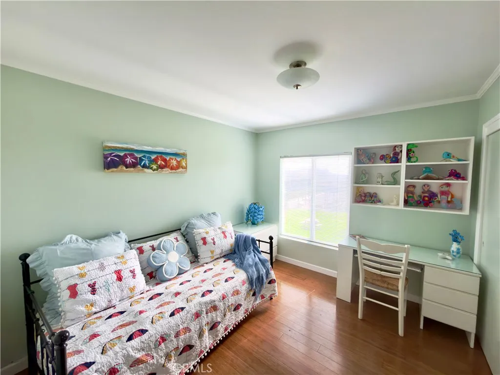 8142 Foxhall Drive, Huntington Beach, California 92646 home-pic-12