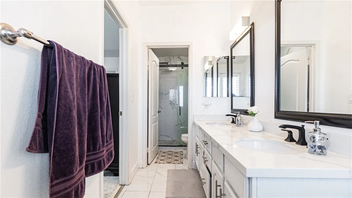 2101 San Antonio Drive, Corona, California 92882 home-pic-24