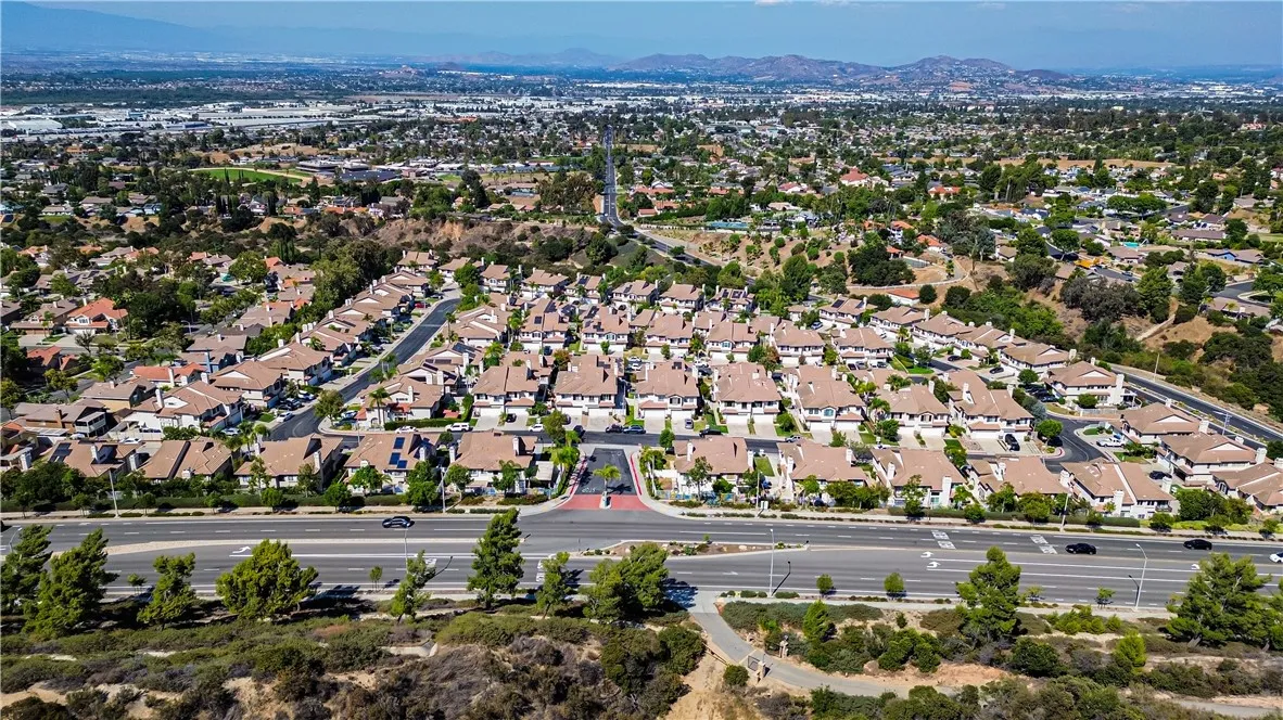 2101 San Antonio Drive, Corona, California 92882 home-pic-54