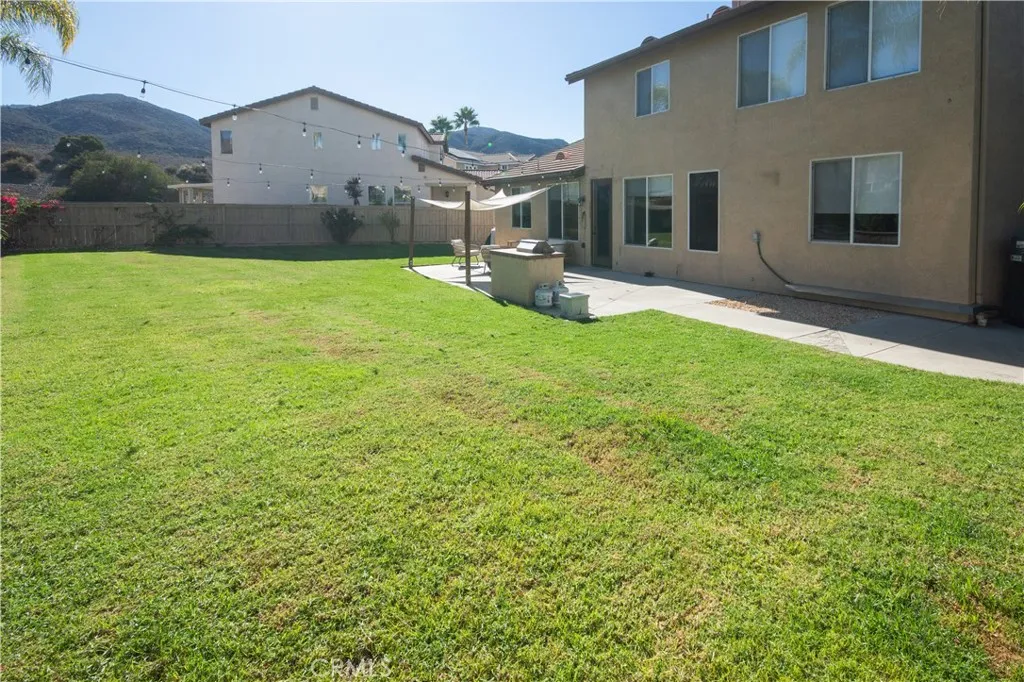3763 Trinity, Corona, California 92881 home-pic-21