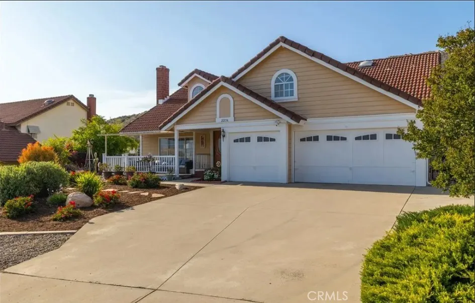 22136 Woodcreek Lane, Wildomar, California 92595 home-pic-2