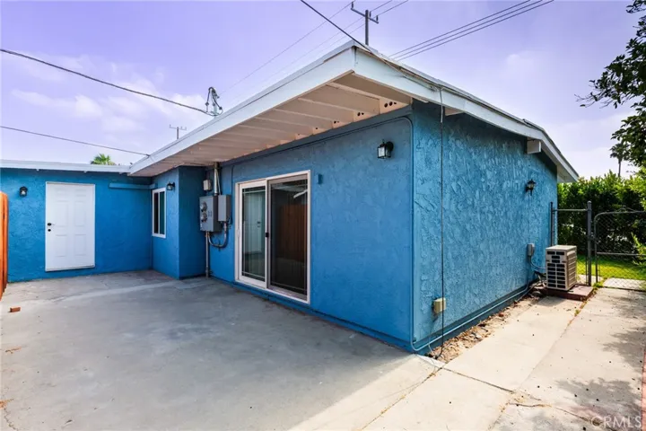7825 Tujunga Avenue, North Hollywood, California 91605