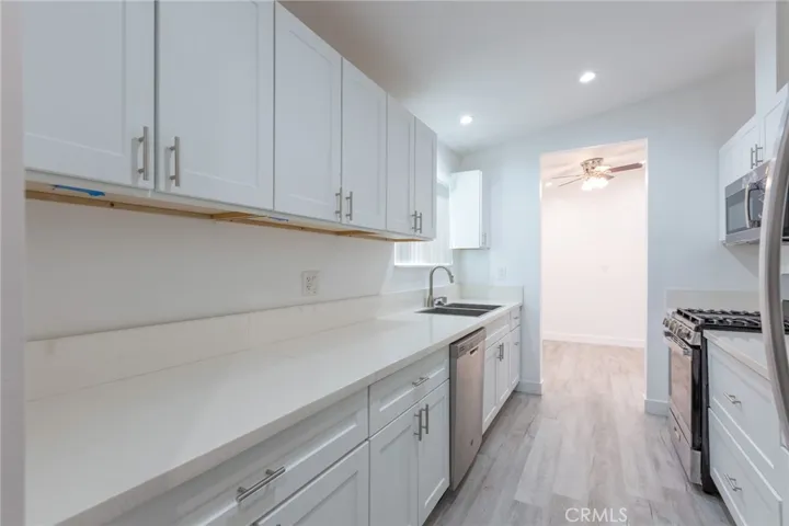 7825 Tujunga Avenue, North Hollywood, California 91605