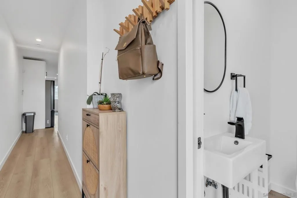 2146 Franklin Ave, San Diego, California 92113 home-pic-30