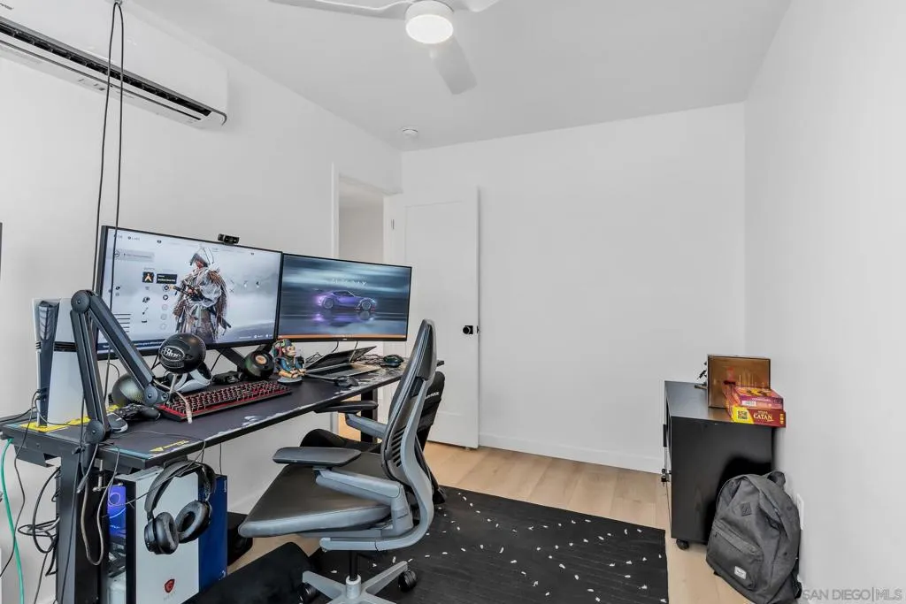 2146 Franklin Ave, San Diego, California 92113 home-pic-26