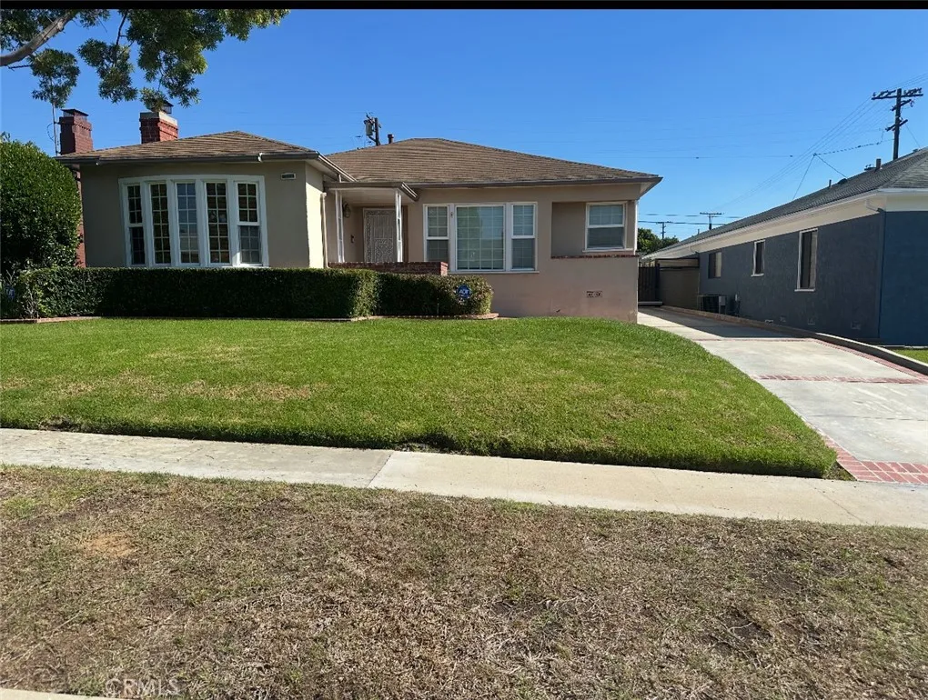6260 Mosley, Los Angeles, California 90056 home-pic-1