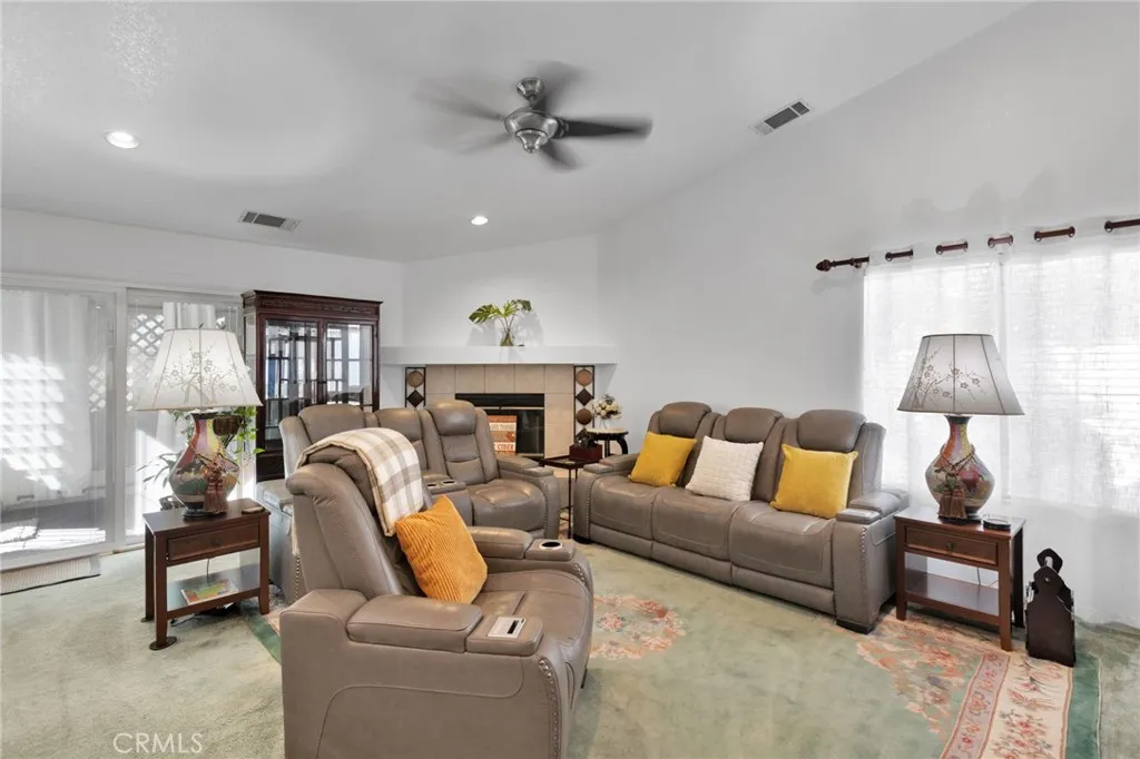 15376 San Miguel Way, Victorville, California 92394 home-pic-20