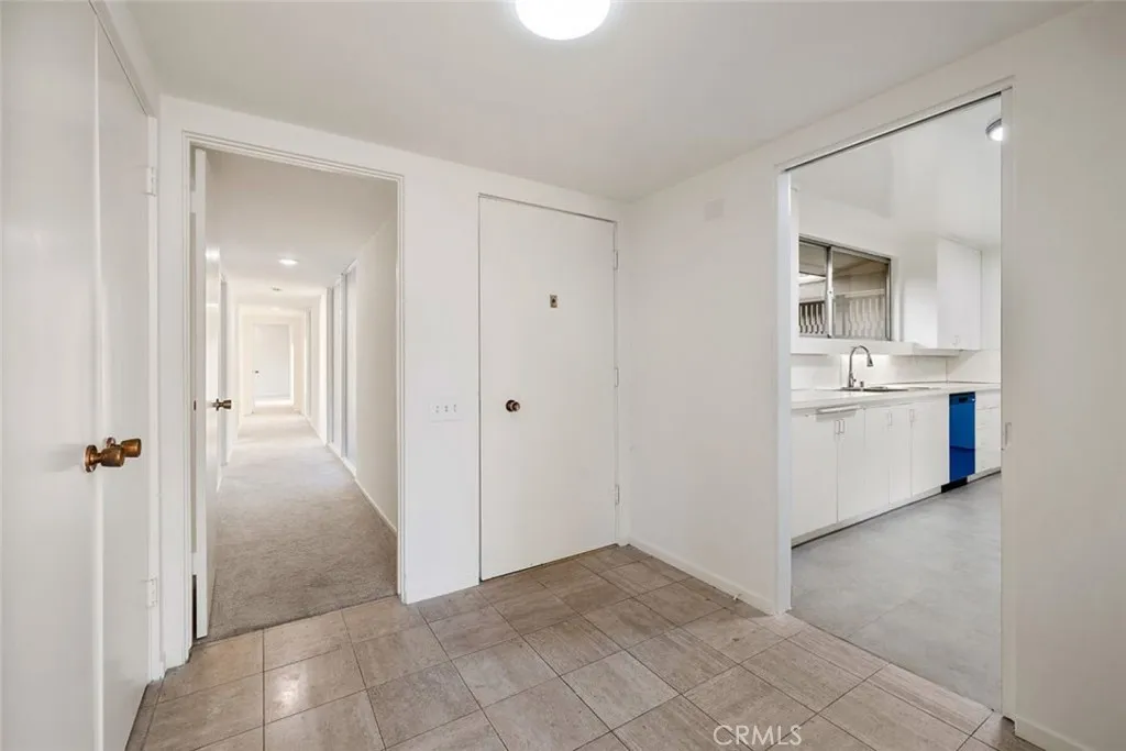 5260 Gould Avenue, La Canada Flintridge, California 91011 home-pic-25