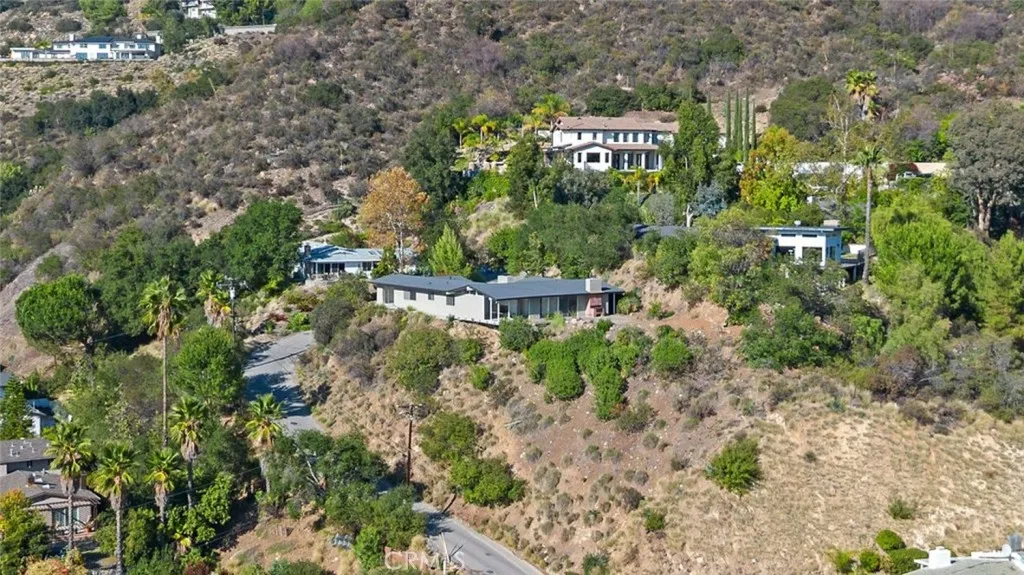5260 Gould Avenue, La Canada Flintridge, California 91011 home-pic-62