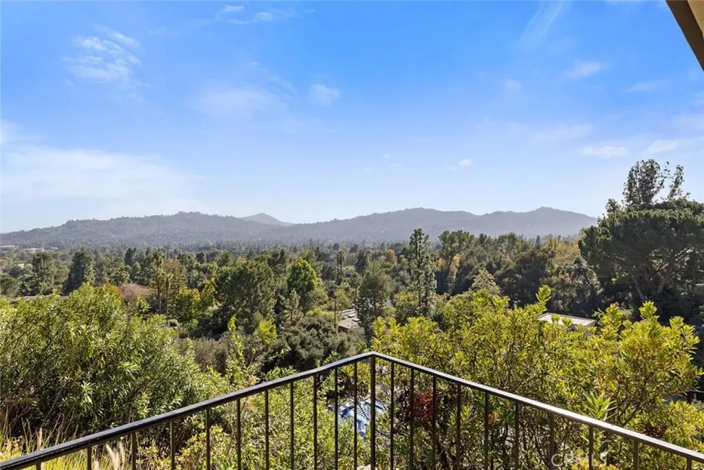 5260 Gould Avenue, La Canada Flintridge, California 91011 home-pic-49