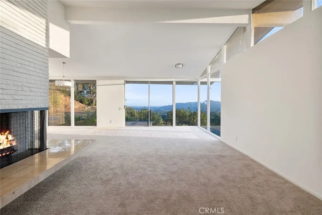 5260 Gould Avenue, La Canada Flintridge, California 91011 home-pic-8