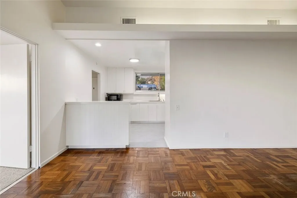 5260 Gould Avenue, La Canada Flintridge, California 91011 home-pic-14