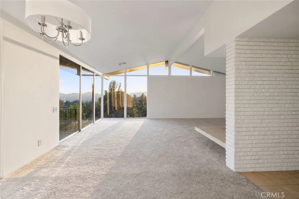 5260 Gould Avenue, La Canada Flintridge, California 91011 home-pic-22