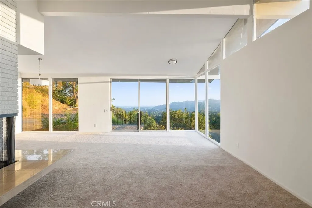 5260 Gould Avenue, La Canada Flintridge, California 91011 home-pic-16