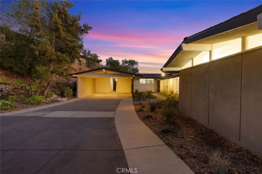 5260 Gould Avenue, La Canada Flintridge, California 91011 home-pic-60