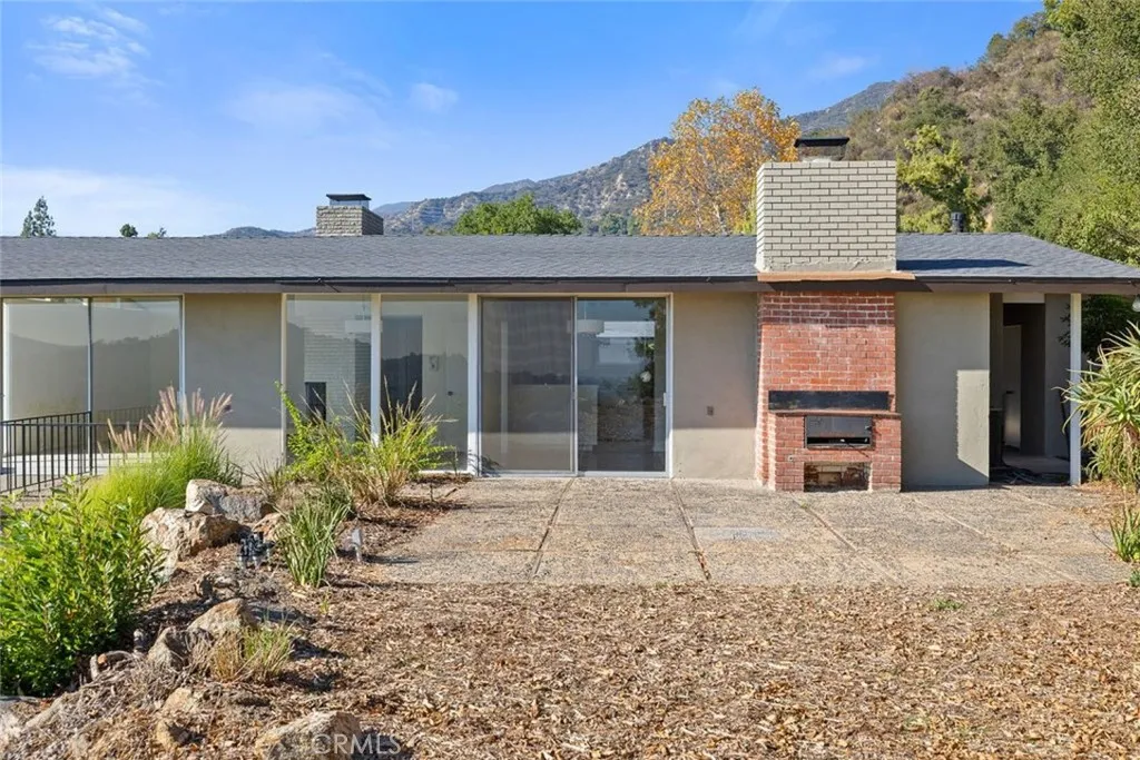 5260 Gould Avenue, La Canada Flintridge, California 91011 home-pic-51