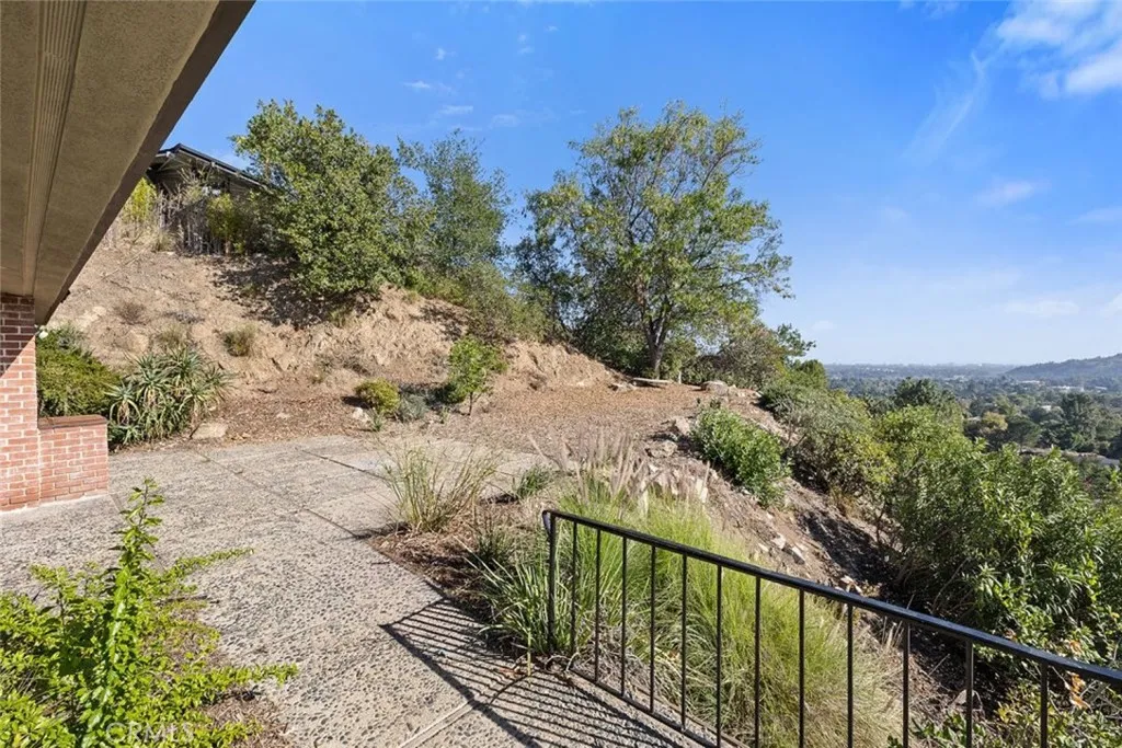 5260 Gould Avenue, La Canada Flintridge, California 91011 home-pic-48