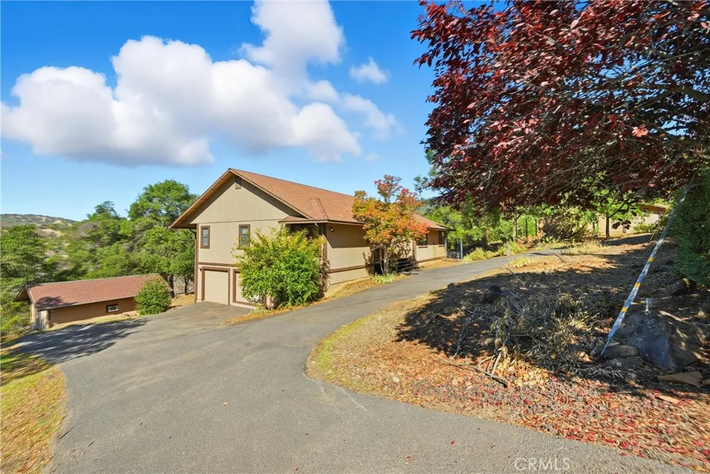 16261 Conestoga Rd