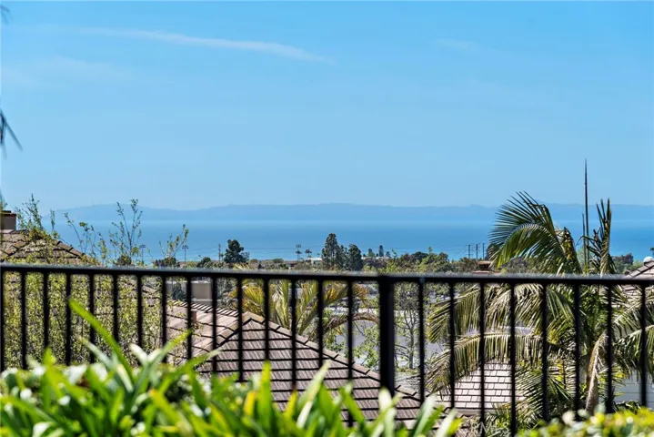 1903 Yacht Resolute, Newport Beach, California 92660