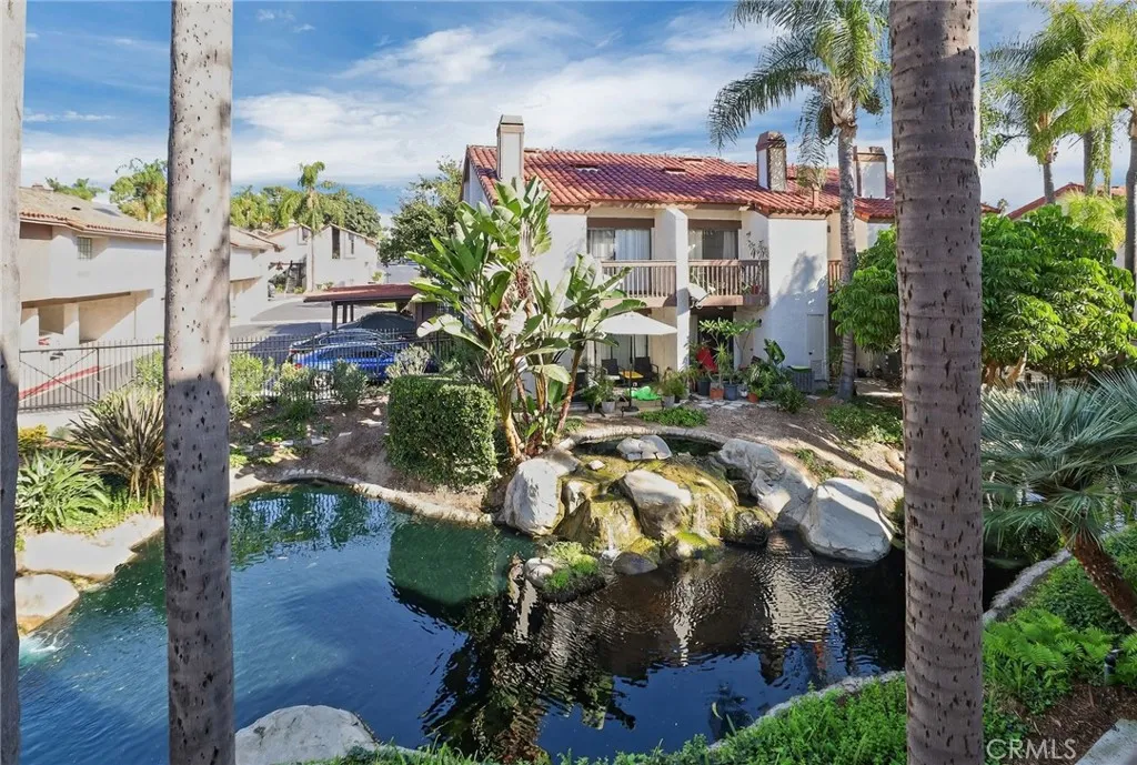 376 Hawaii, Placentia, California 92870 home-pic-1