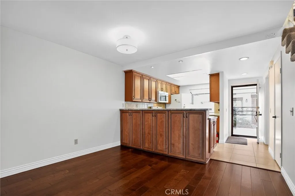 376 Hawaii, Placentia, California 92870 home-pic-6