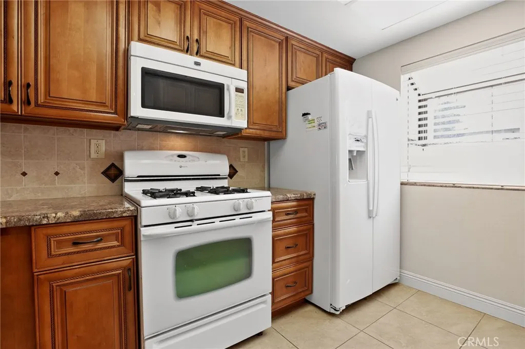 376 Hawaii, Placentia, California 92870 home-pic-5