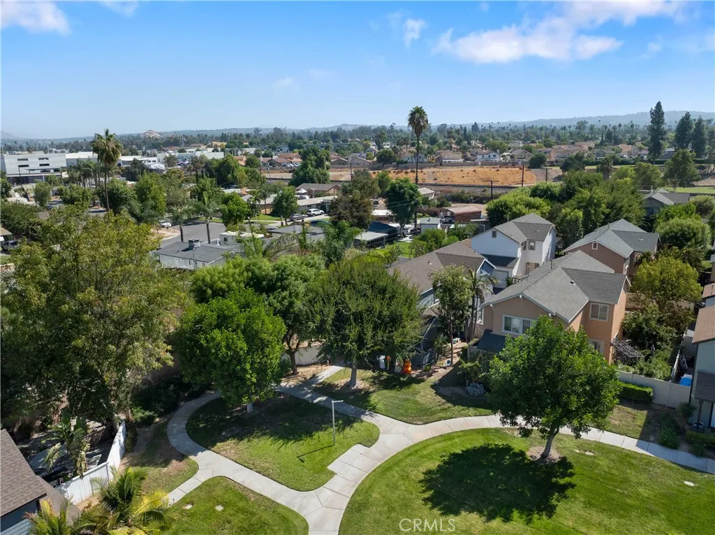 8501 Fayette Court, Riverside, California 92504 home-pic-21