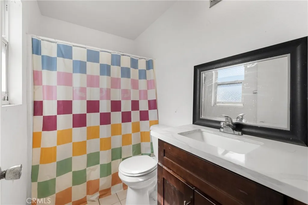 8501 Fayette Court, Riverside, California 92504 home-pic-13