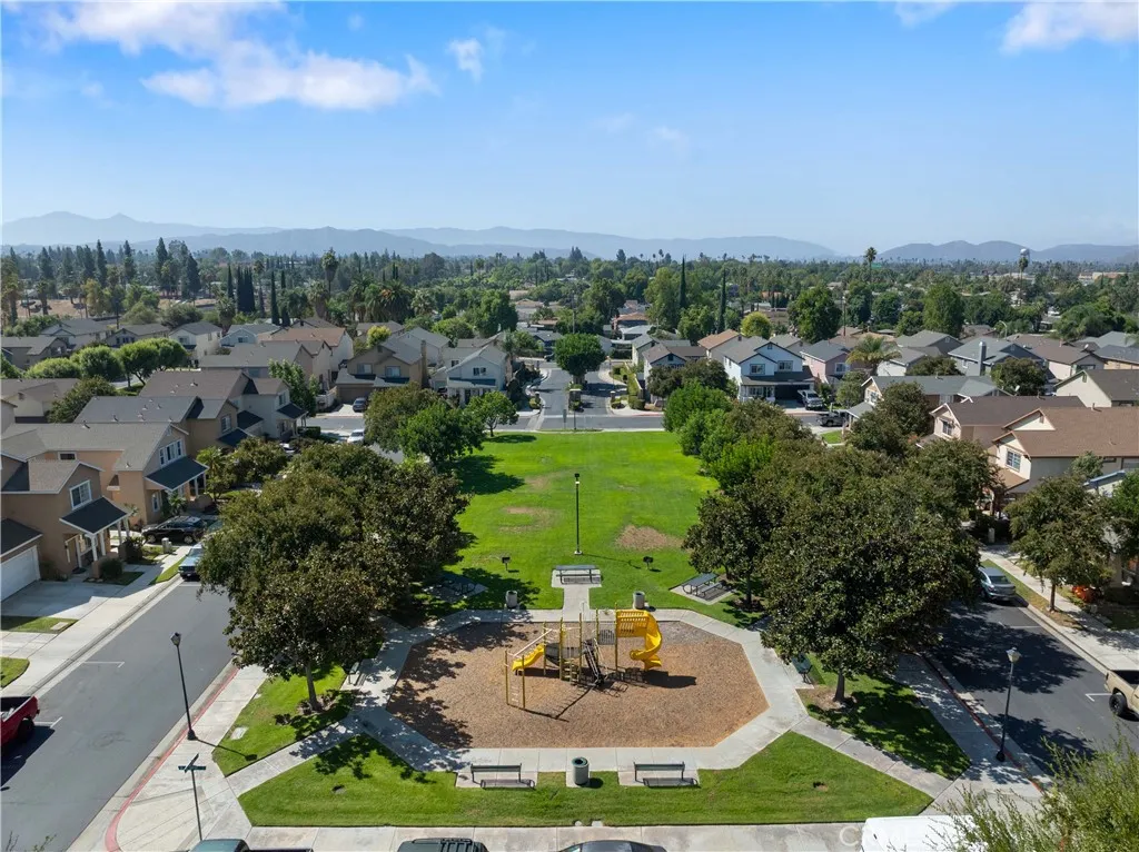 8501 Fayette Court, Riverside, California 92504 home-pic-23
