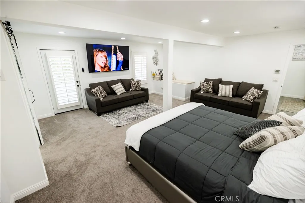 1015 Nesthorn, Crestline, California 92325 home-pic-23