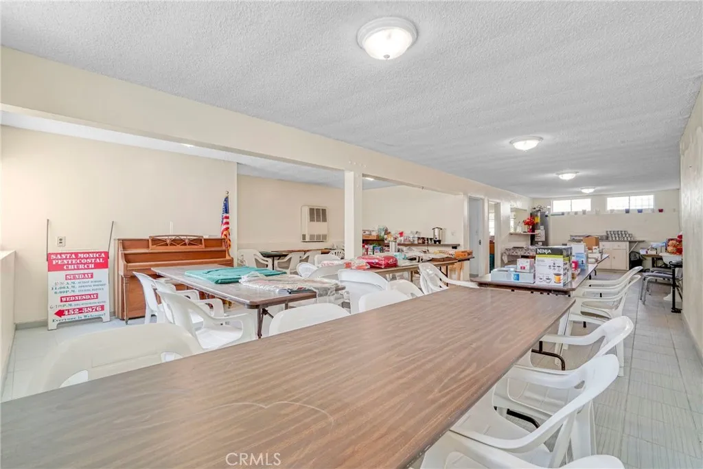 836 Cedar Street 2, Santa Monica, California 90405 home-pic-19