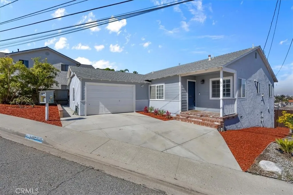 2407 Ripley Avenue, Redondo Beach, California 90278 home-pic-0