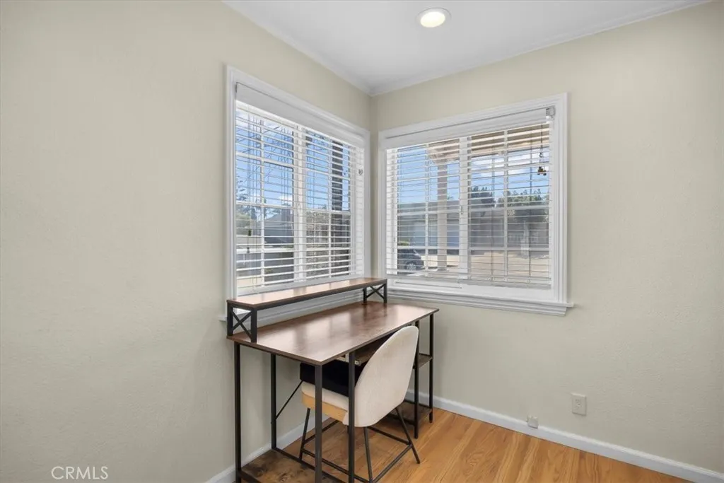 2407 Ripley Avenue, Redondo Beach, California 90278 home-pic-9