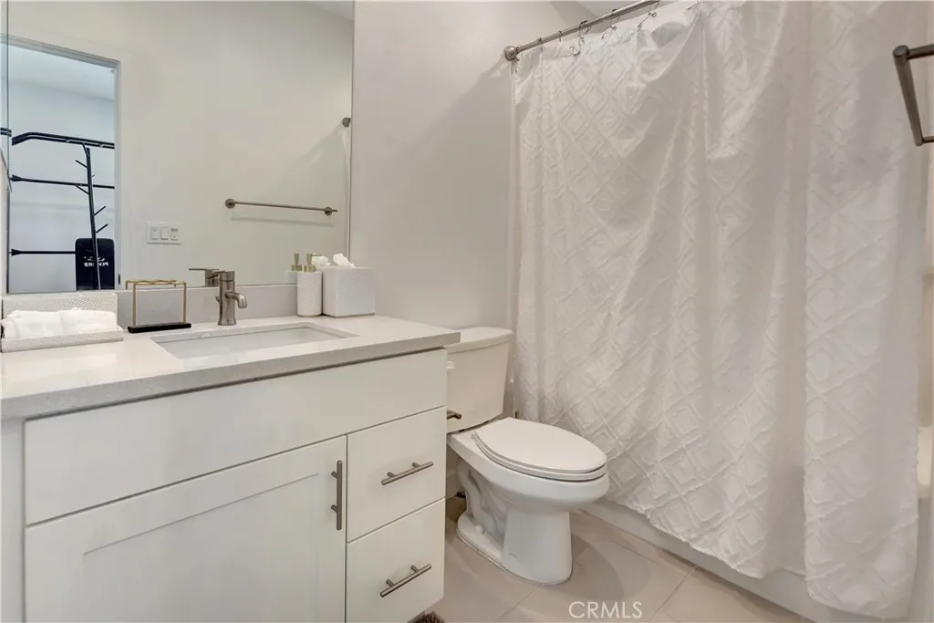 13603 Bria Lane, Gardena, California 90247 home-pic-18