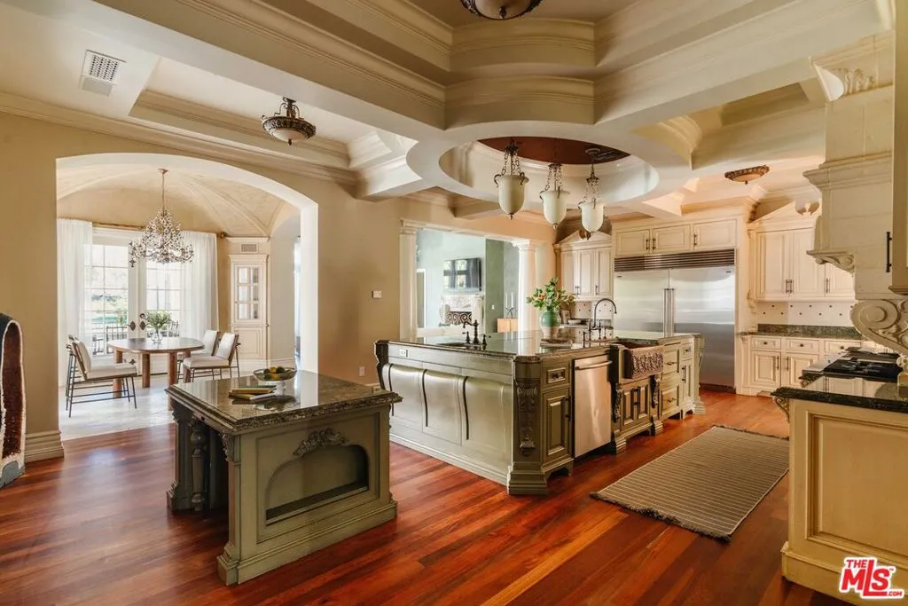 25242 Prado Del Misterio, Calabasas, California 91302 home-pic-9