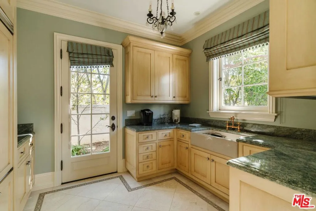 25242 Prado Del Misterio, Calabasas, California 91302 home-pic-39