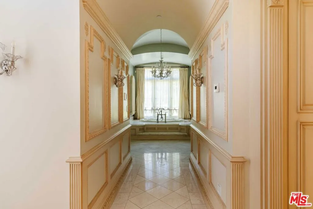 25242 Prado Del Misterio, Calabasas, California 91302 home-pic-20