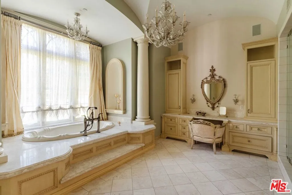 25242 Prado Del Misterio, Calabasas, California 91302 home-pic-21