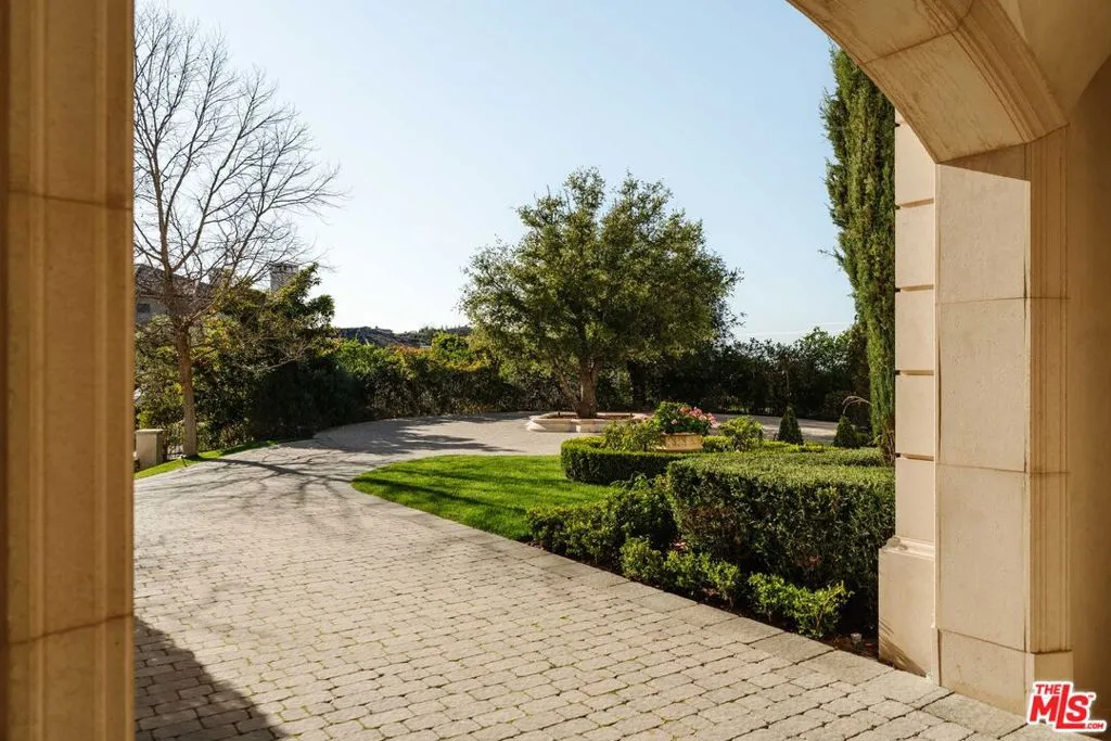 25242 Prado Del Misterio, Calabasas, California 91302 home-pic-43