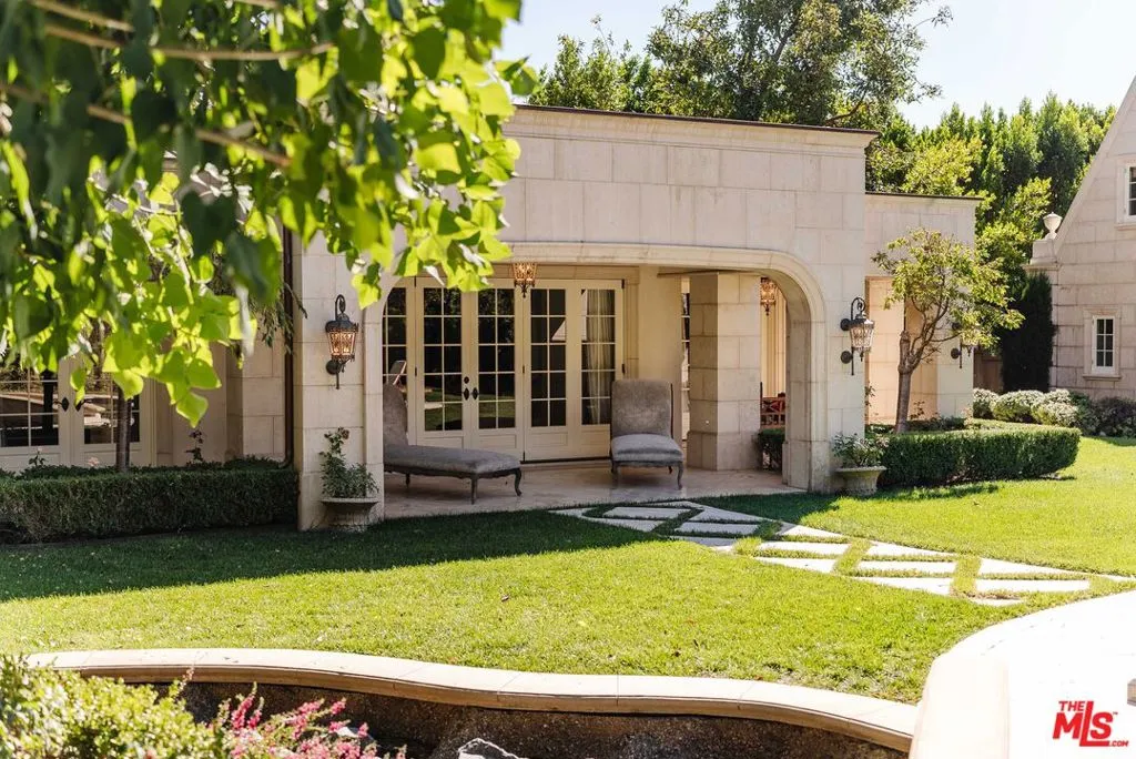 25242 Prado Del Misterio, Calabasas, California 91302 home-pic-36