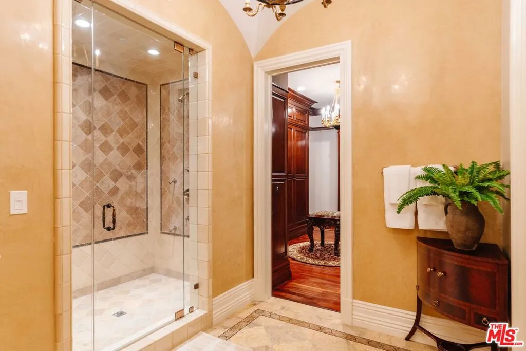 25242 Prado Del Misterio, Calabasas, California 91302 home-pic-23