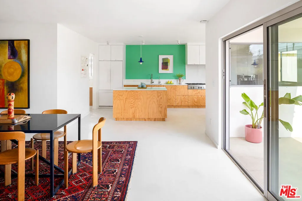 5544 W 63rd Street, Los Angeles, California 90056 home-pic-8