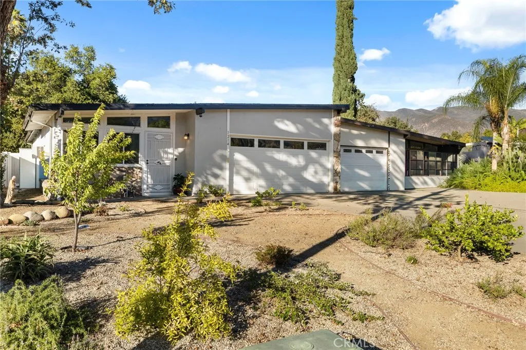 1214 Gregory Street, Ojai, California 93023 home-pic-23