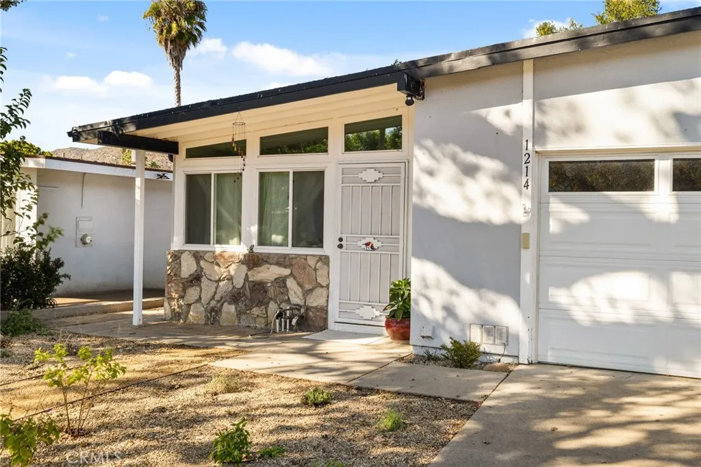 1214 Gregory Street, Ojai, California 93023 home-pic-25