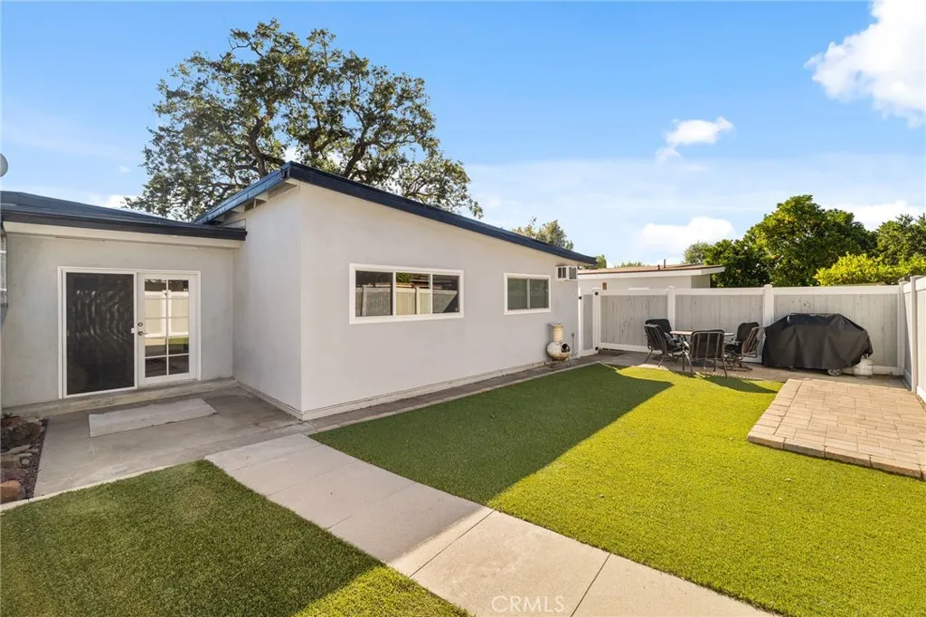 1214 Gregory Street, Ojai, California 93023 home-pic-1