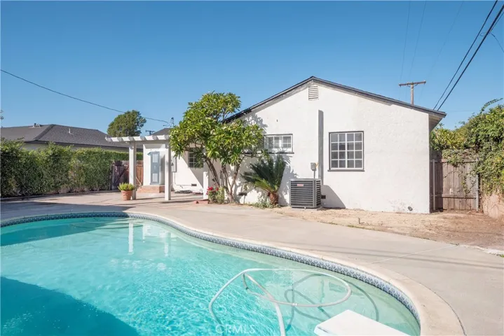 182 E Kelby Street, Covina, California 91723
