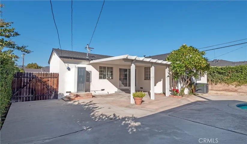 182 E Kelby Street, Covina, California 91723