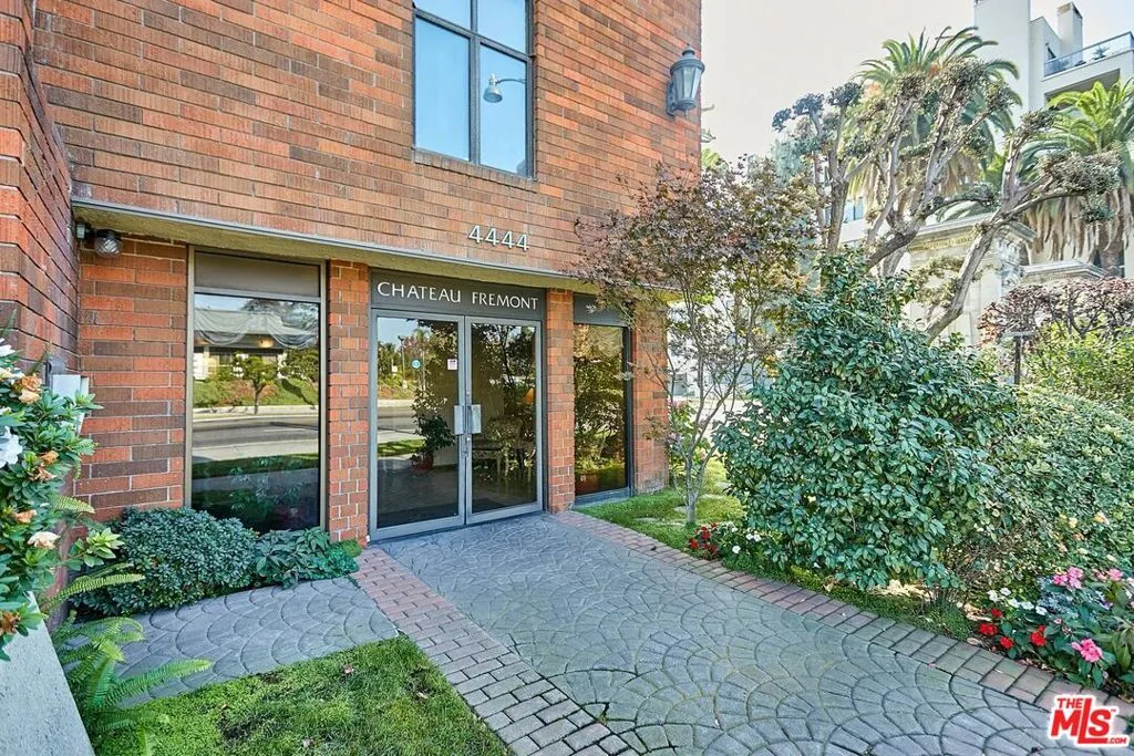 4444 Wilshire Boulevard 206, Los Angeles, California 90010 home-pic-37