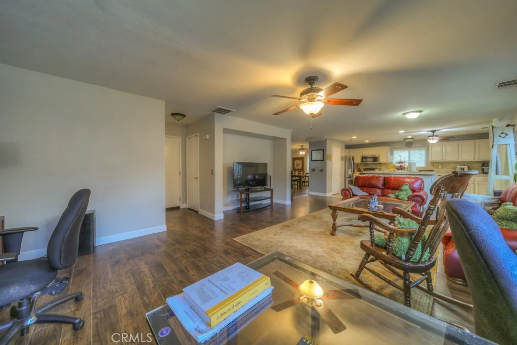 28688 Lavatera Avenue, Murrieta, California 92563 home-pic-35