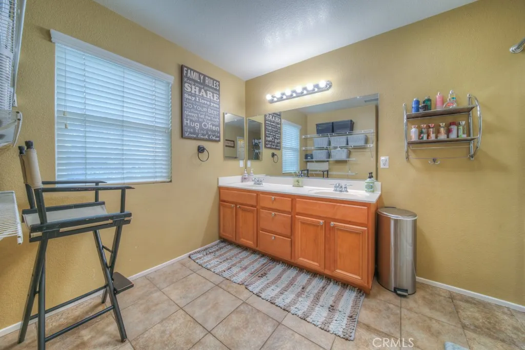 28688 Lavatera Avenue, Murrieta, California 92563 home-pic-20